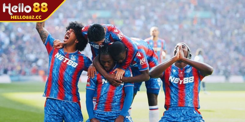 Từ Sân Nhà Đến Đỉnh Vinh Quang: NET88 Hỗ Trợ Crystal Palace Vượt Qua Thử Thách FA Cup 2 Ứng dụng công nghệ video phân tích trận đấu cho Crystal Palace